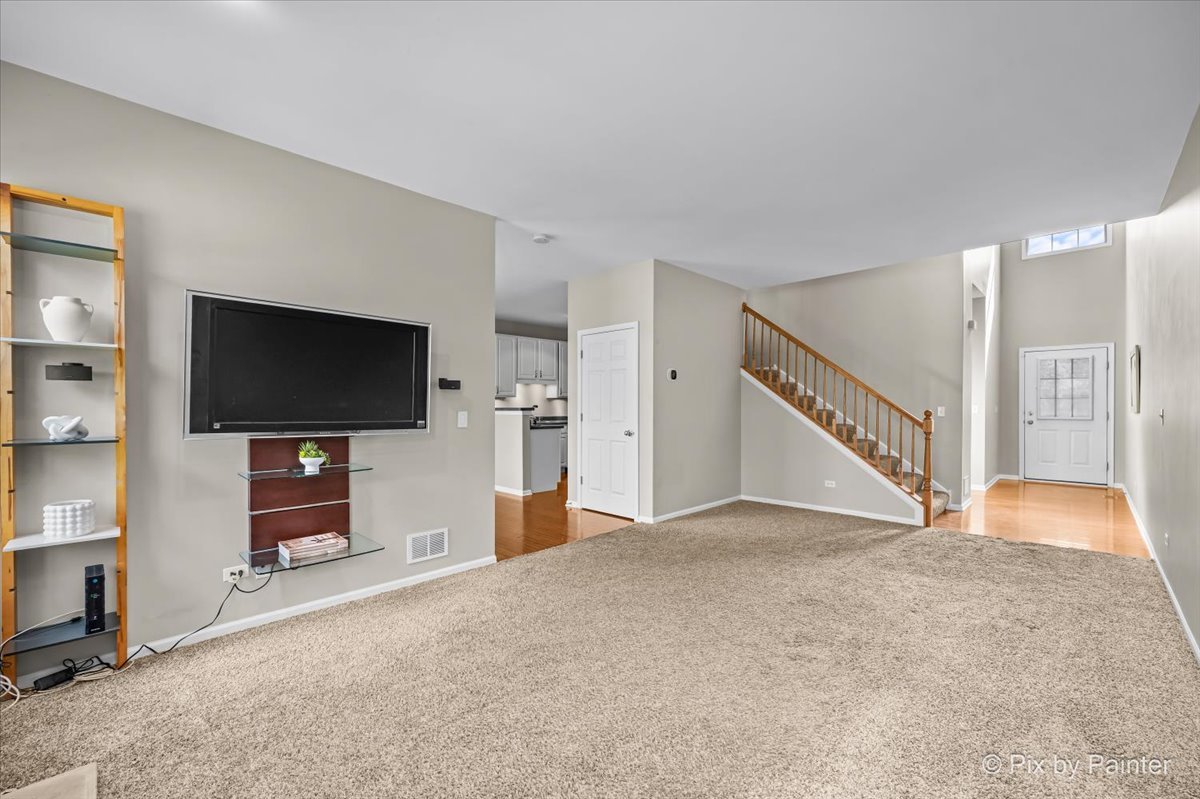 1248 Bradley Circle Property Photo 7