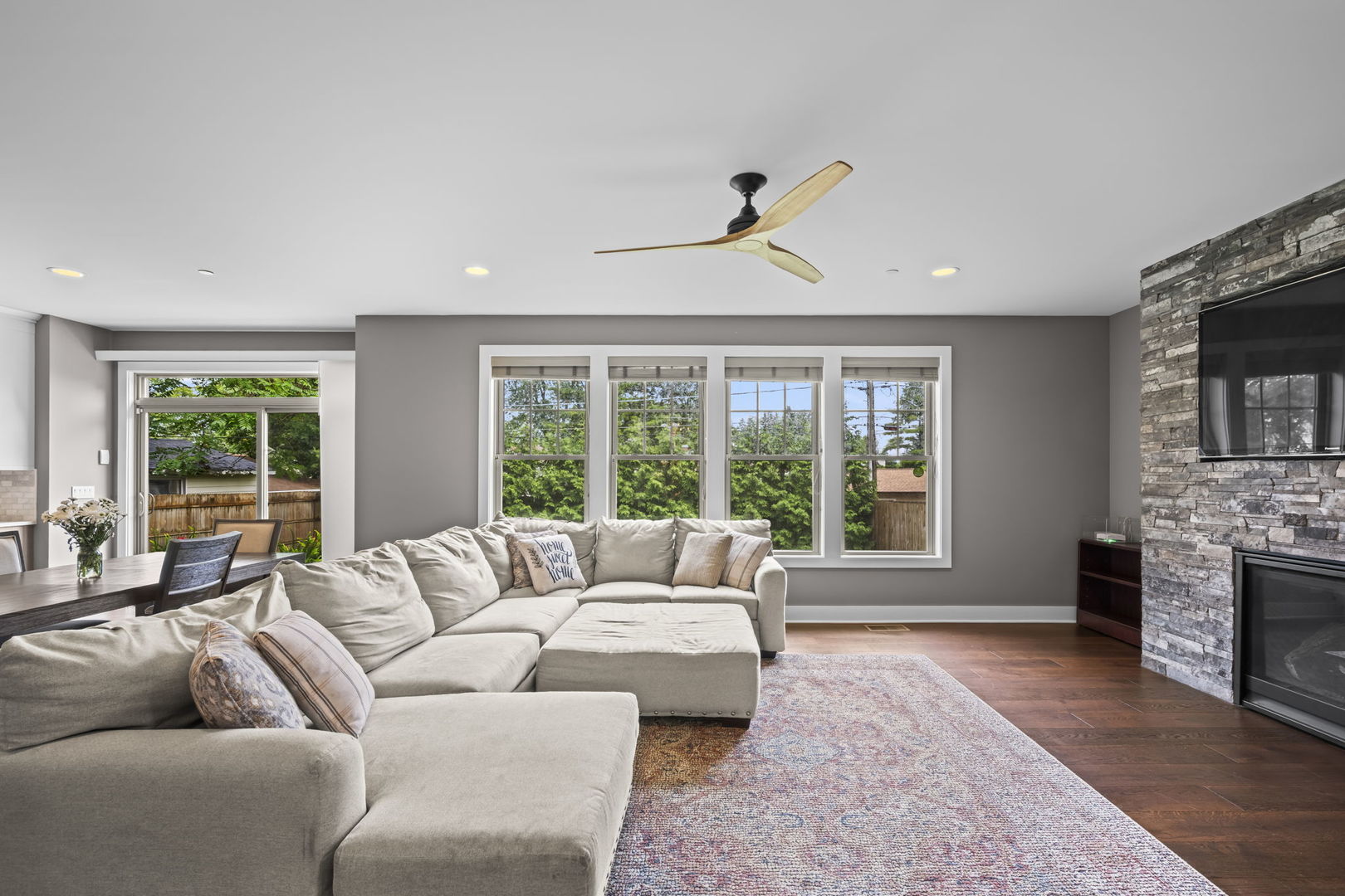 12732363 Property Photo 15