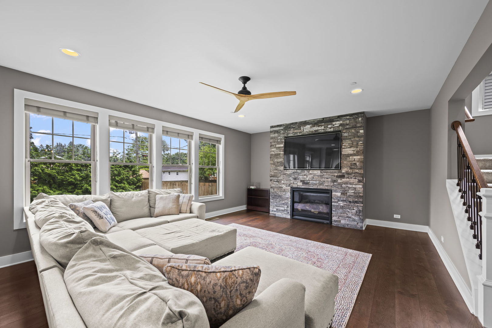 12732363 Property Photo 16