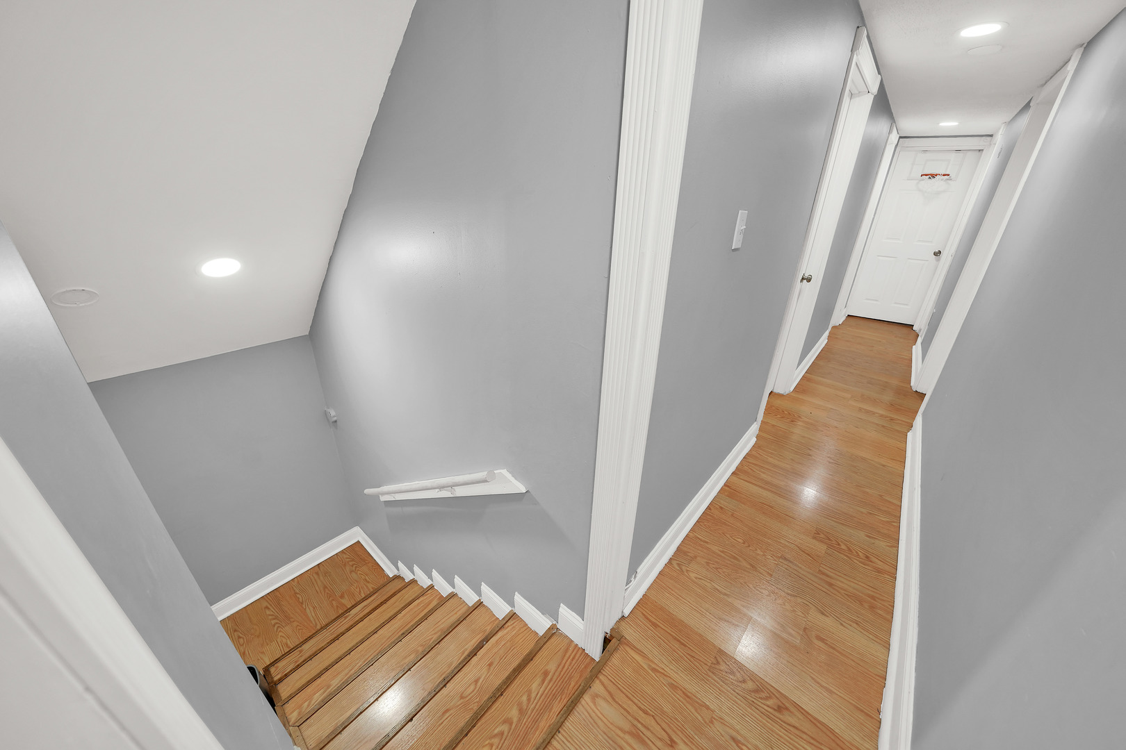 1410 Clarence Avenue Property Photo 14
