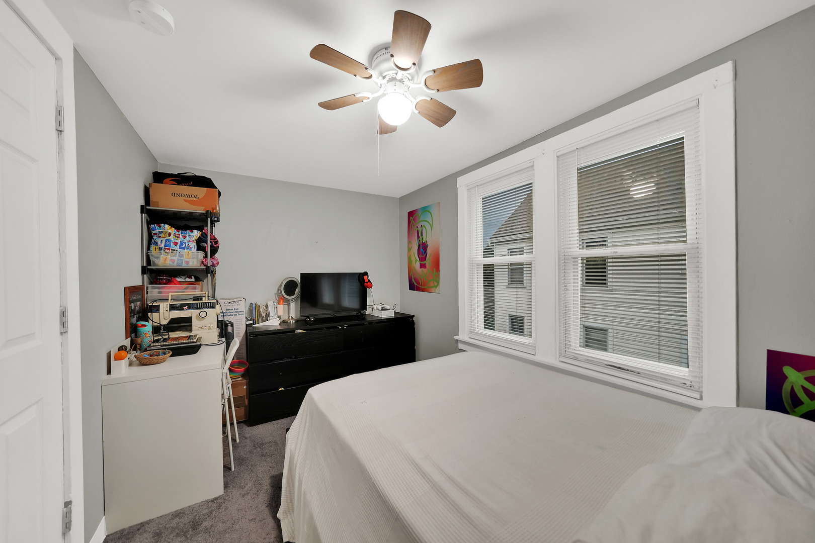1410 Clarence Avenue Property Photo 16