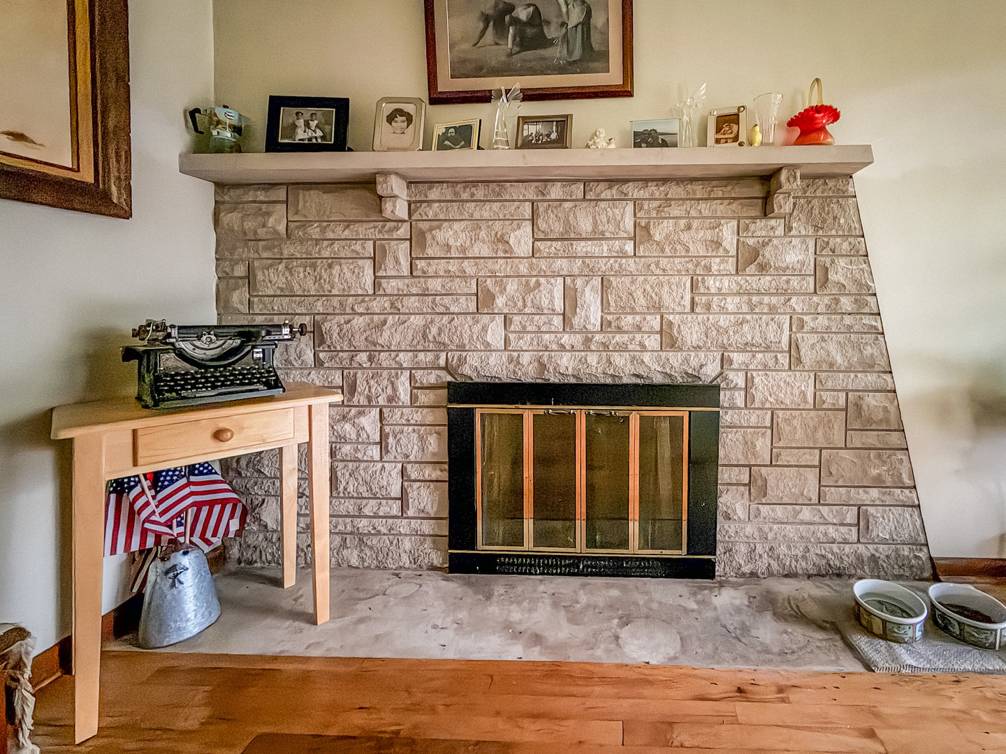 2206 Fogel Road Property Photo 10