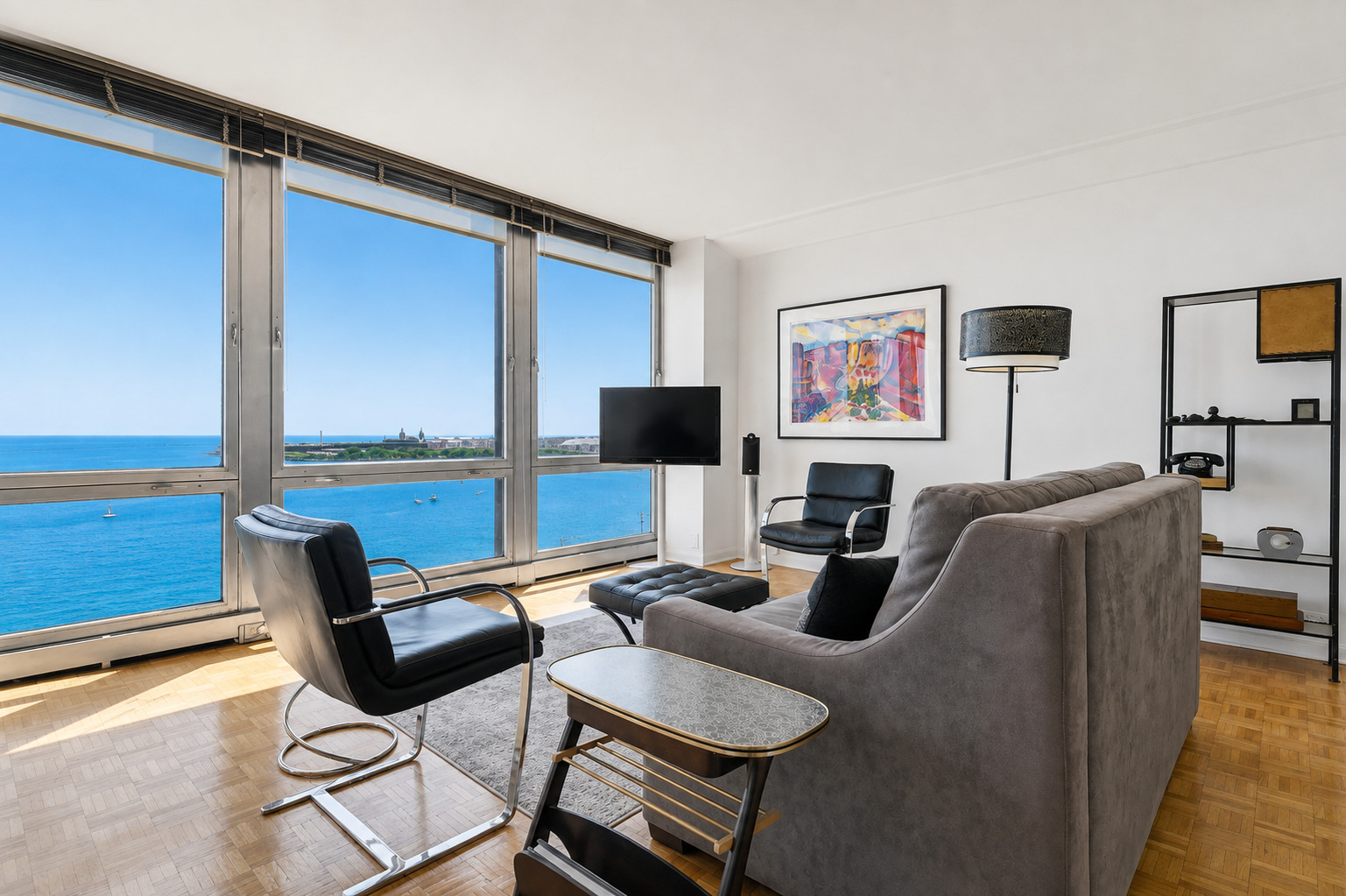 880 N Lake Shore Drive 10c Property Photo 4