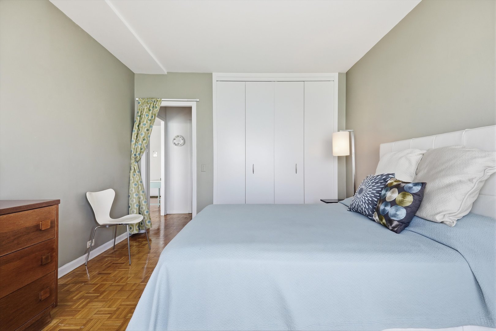 880 N Lake Shore Drive 10c Property Photo 13