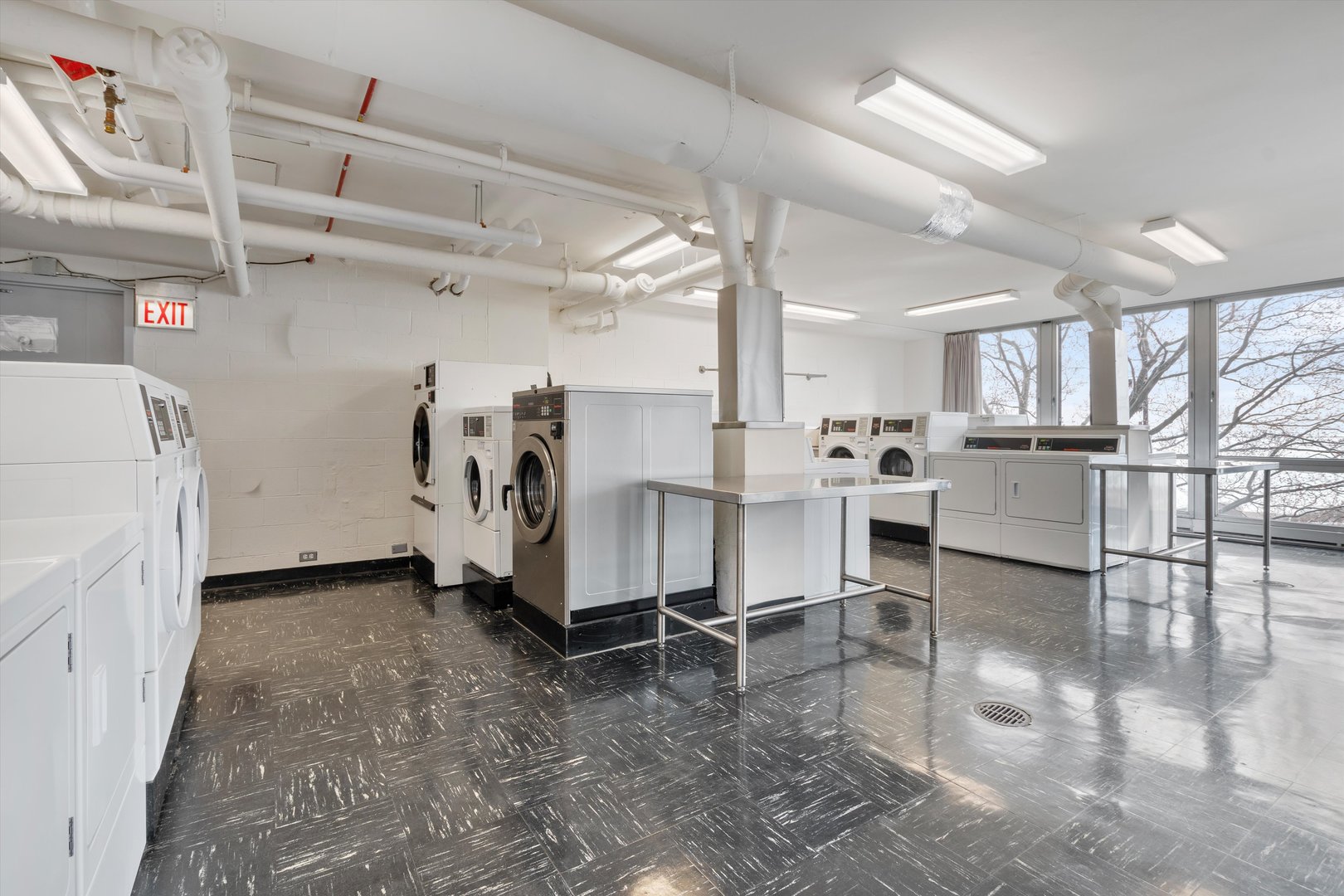 880 N Lake Shore Drive 10c Property Photo 18