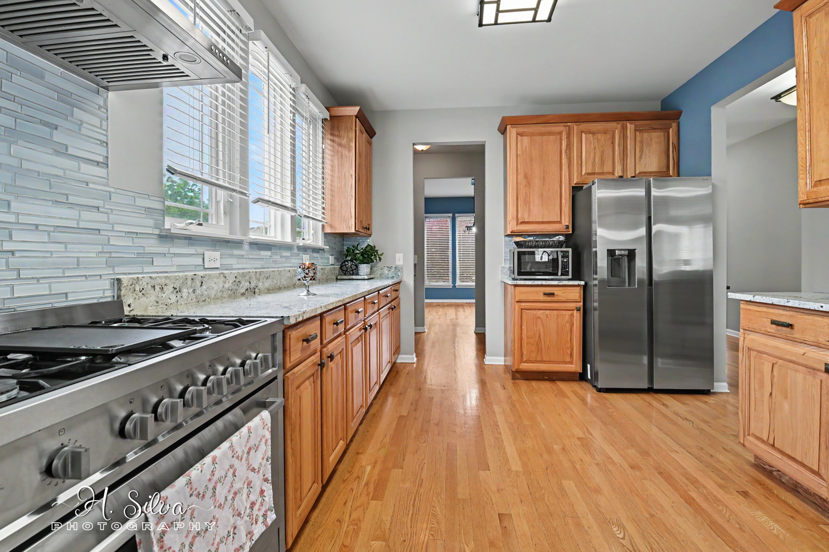 1410 Grand Pointe Boulevard Property Photo 11