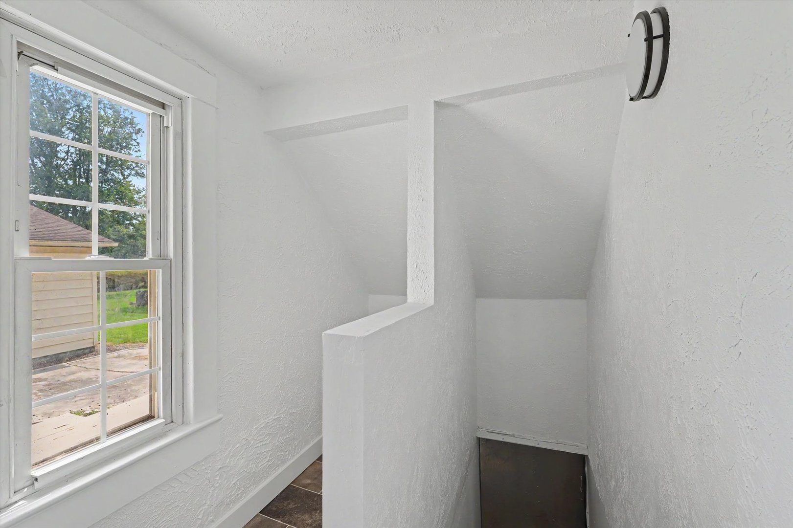 408 N State Street Property Photo 28