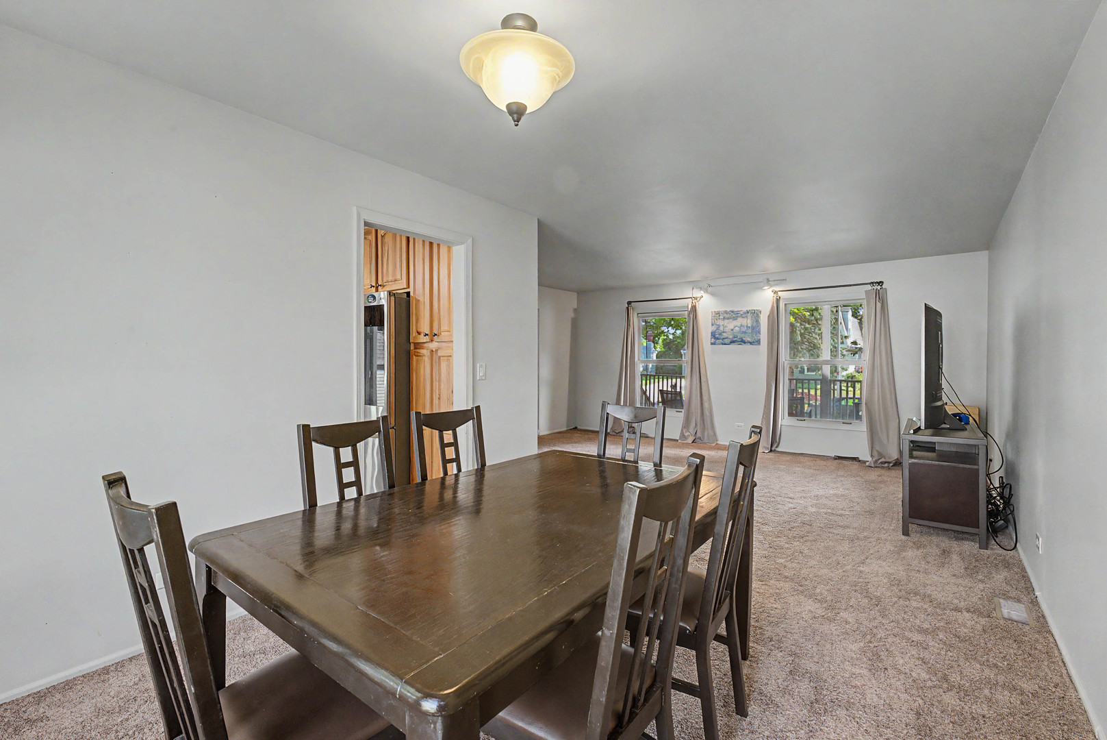 37 Yardley Lane Property Photo 8