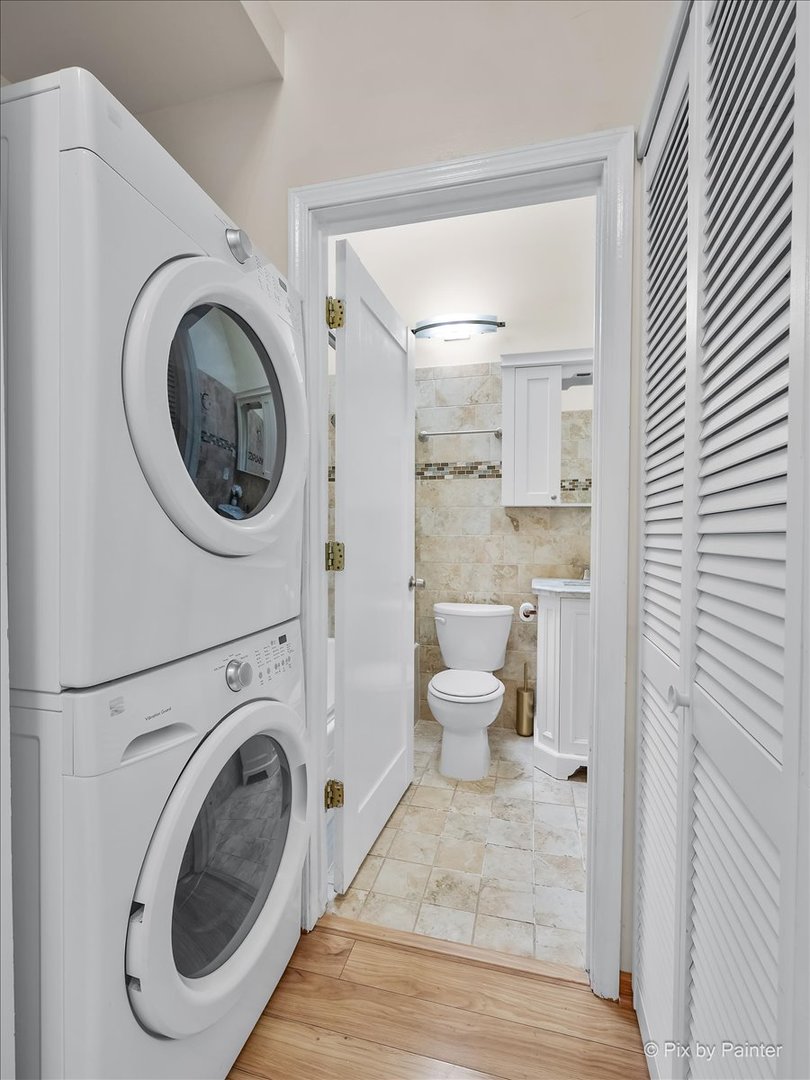473 Nicole Drive B Property Photo 11