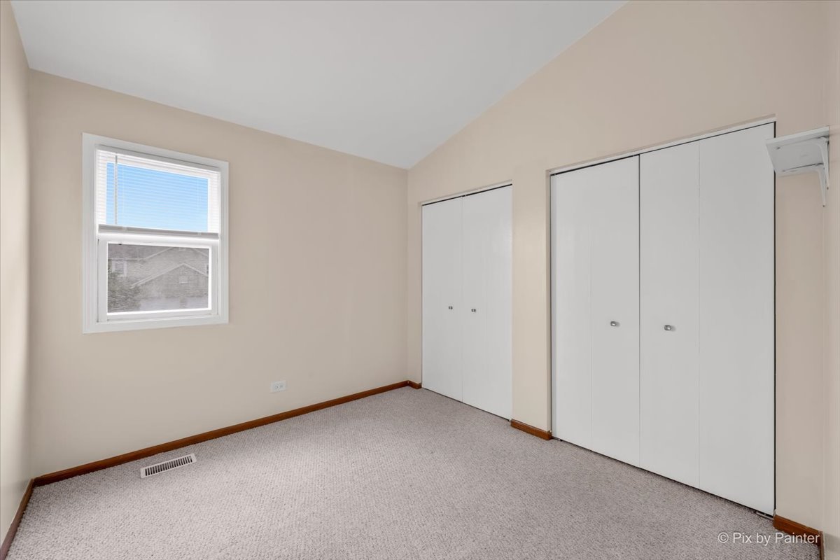 473 Nicole Drive B Property Photo 16