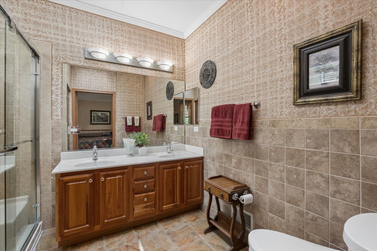 2058 Carillon Drive Property Photo 13