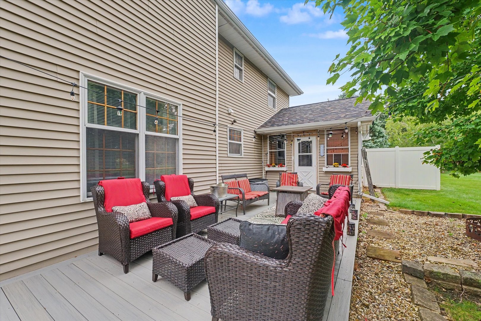 300 Gainesborough Court Property Photo 45