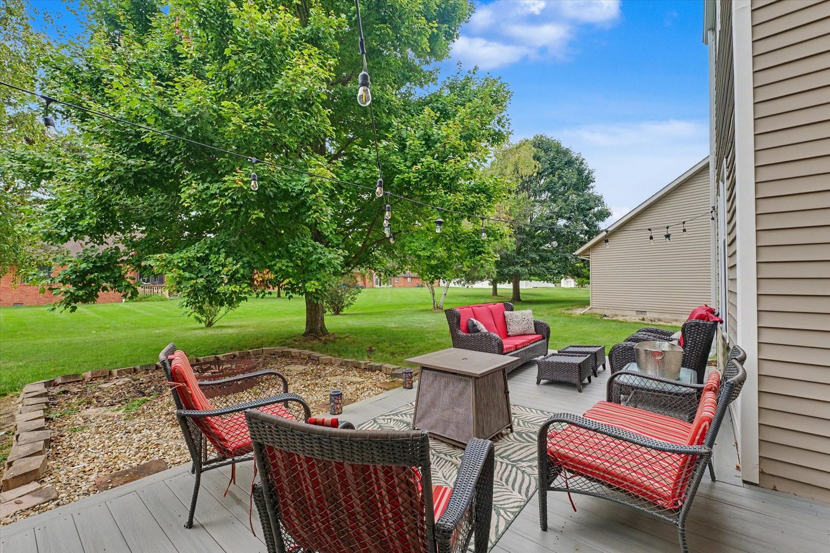 300 Gainesborough Court Property Photo 46
