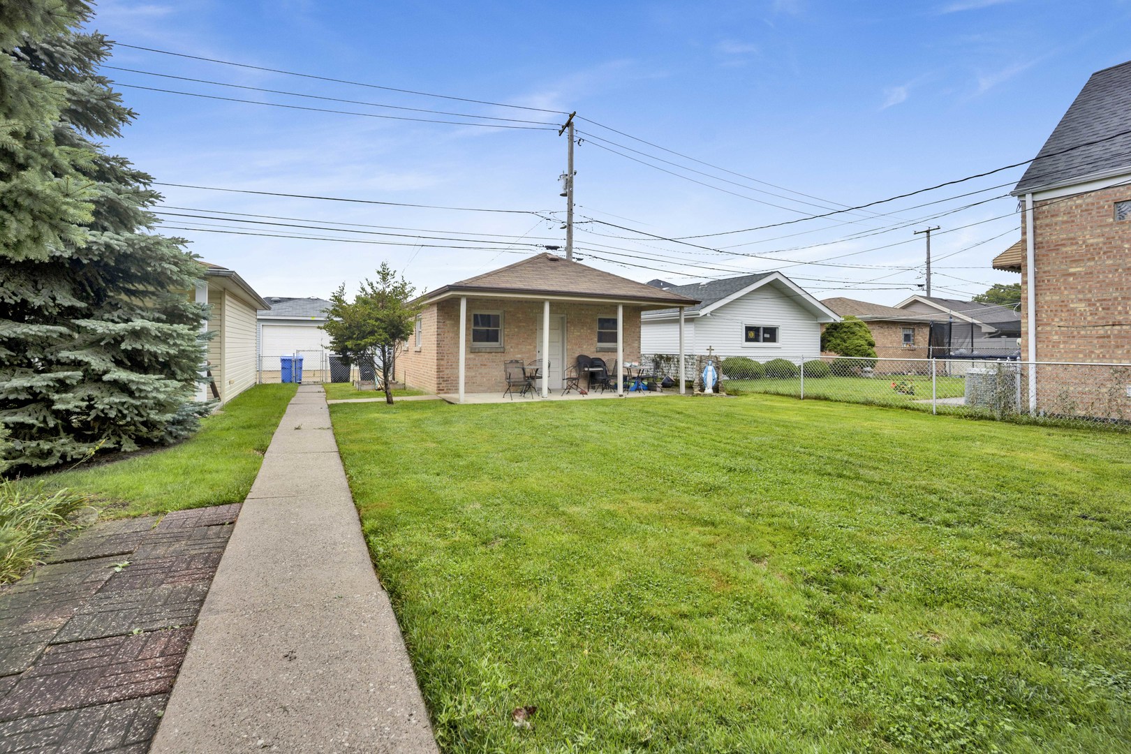 5730 S Oak Park Avenue Property Photo 13