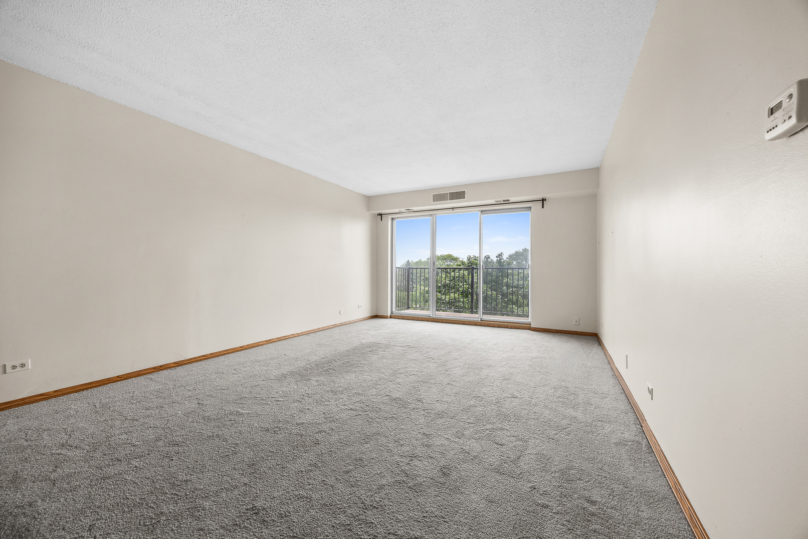 5400 Walnut Avenue 410 Property Photo 3