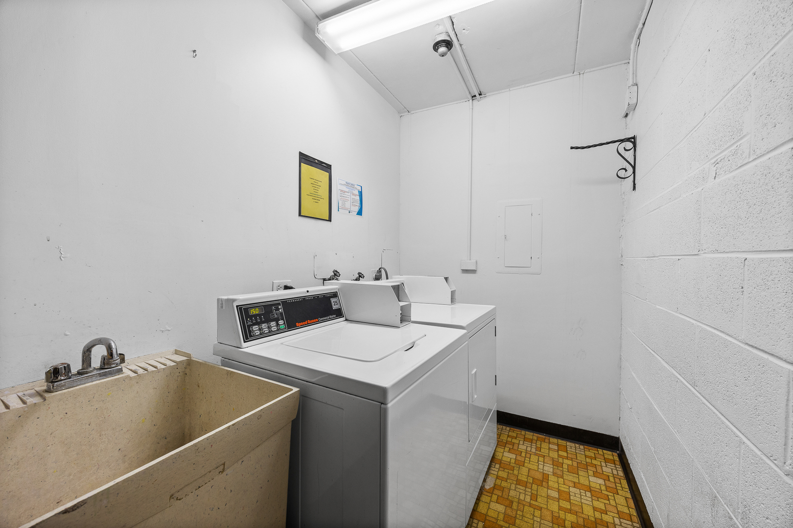 5400 Walnut Avenue 410 Property Photo 17