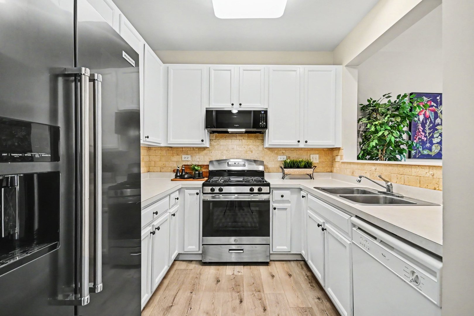 2531 Congress Avenue 2531 Property Photo 6