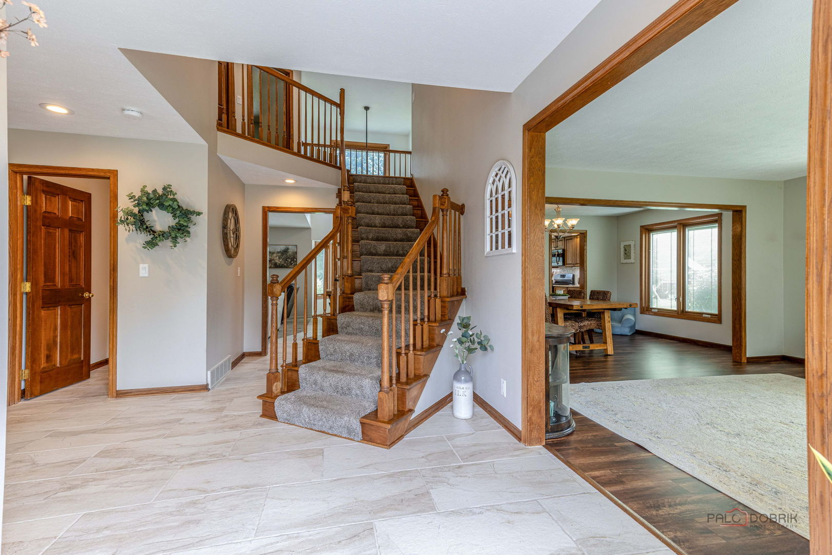 892 Tuneberg Drive Property Photo 4