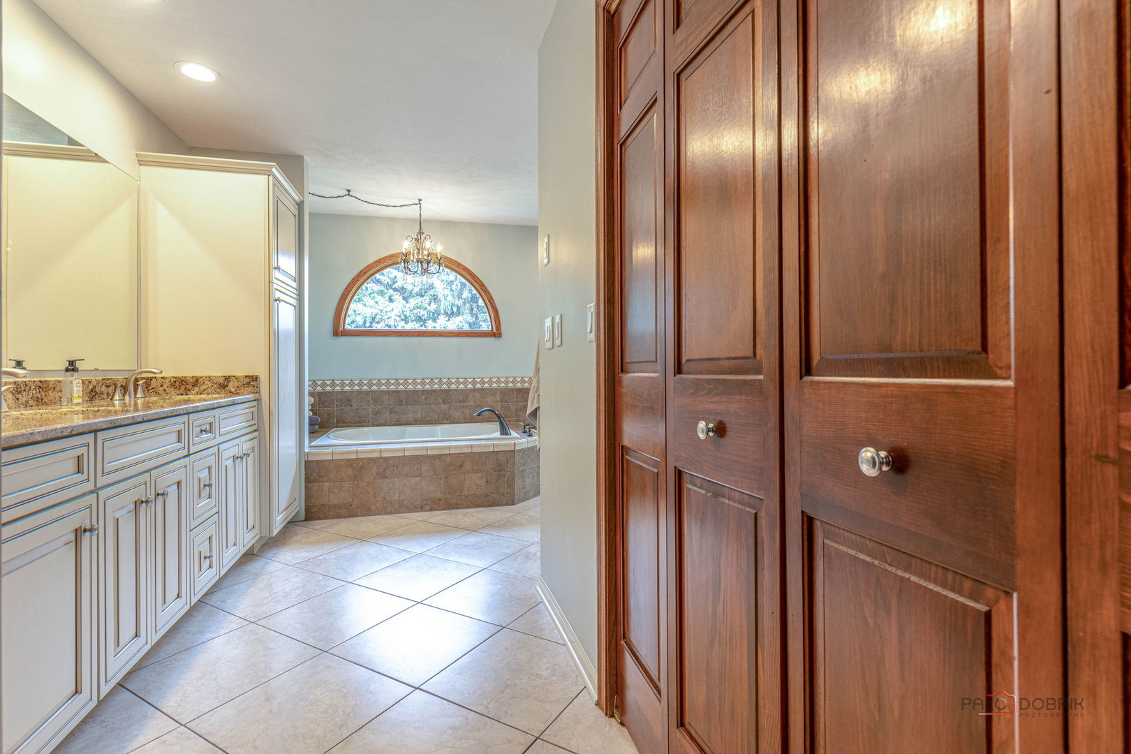 892 Tuneberg Drive Property Photo 21