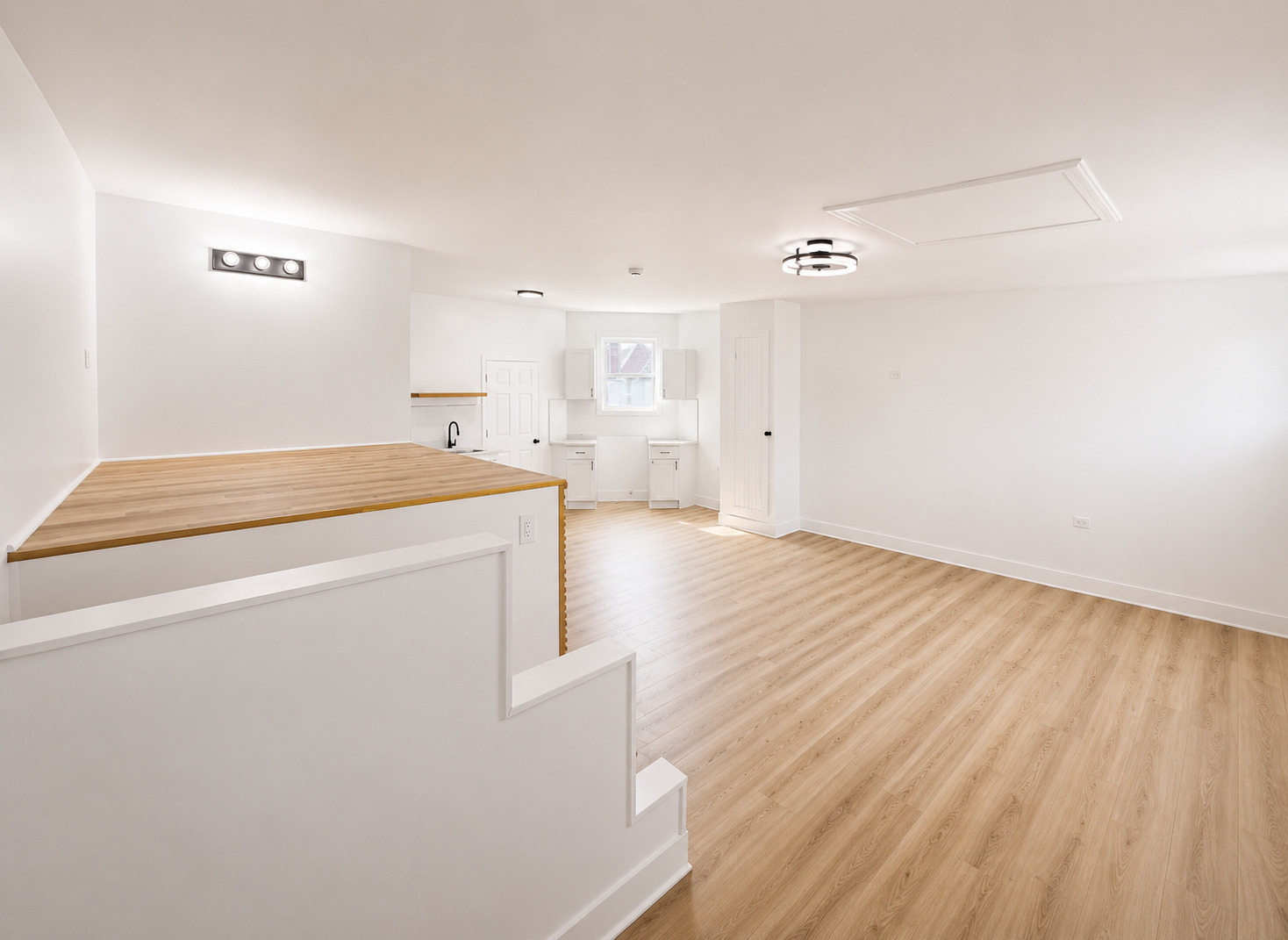 1854 S Ashland Avenue 4r Property Photo 4