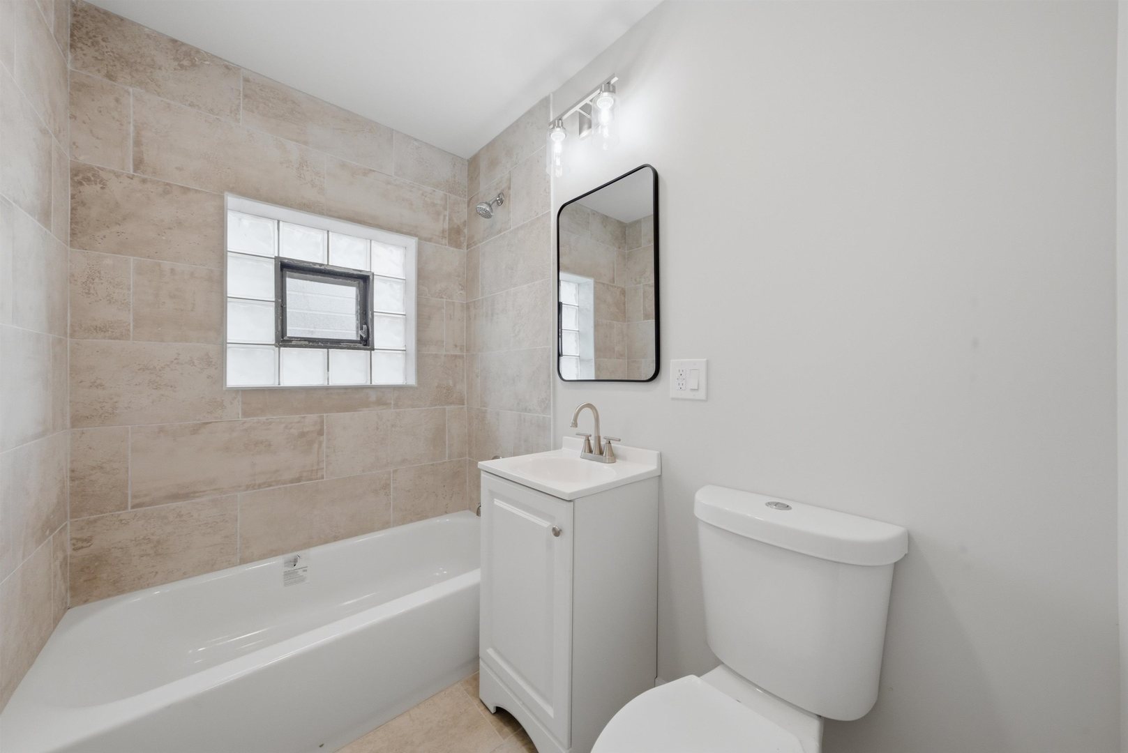 3606 Madison Street Property Photo 7