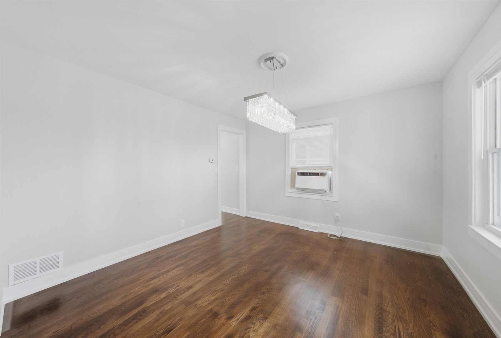 3606 Madison Street Property Photo 8