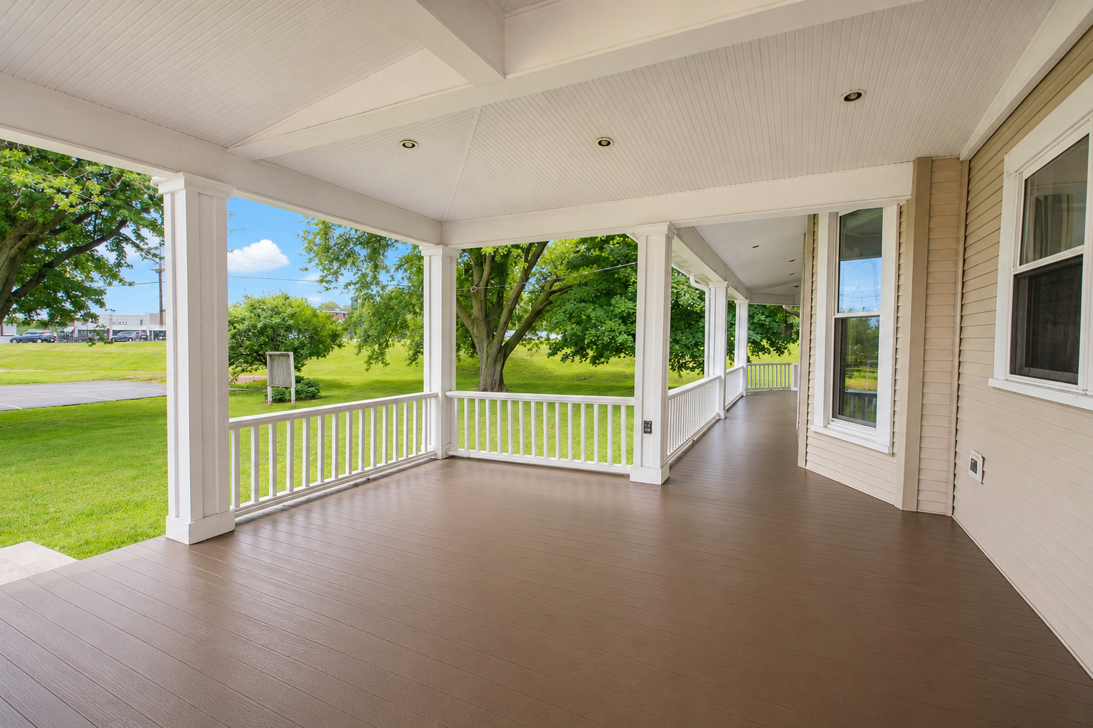 1502 S Galena Avenue Property Photo 3