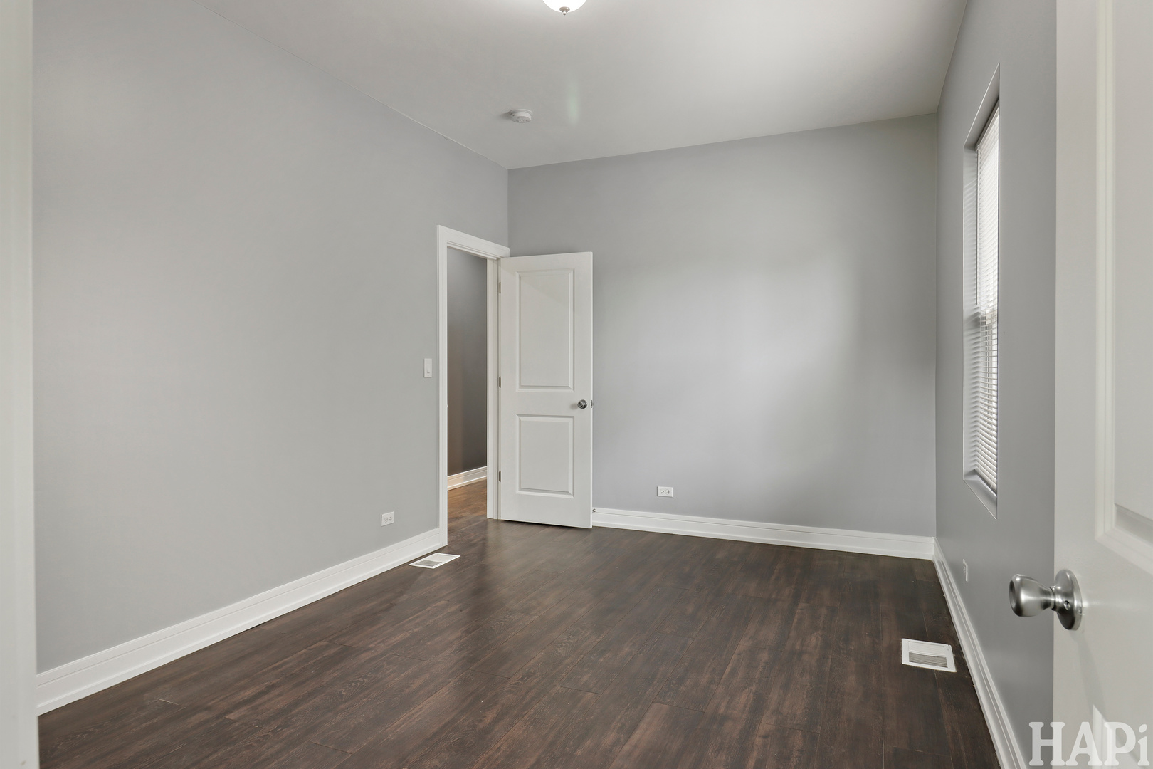 7837 S Laflin Street Property Photo 22