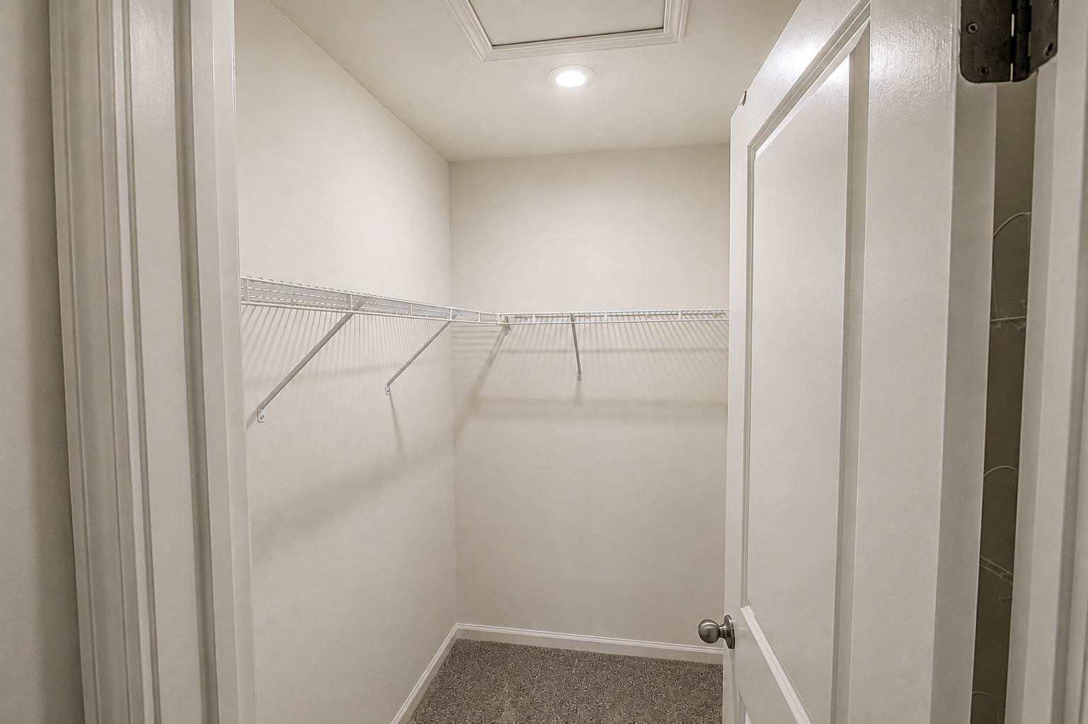 2241 Sassafras Way C Property Photo 9