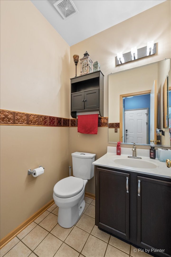 635 Windsor Drive 4a Property Photo 13
