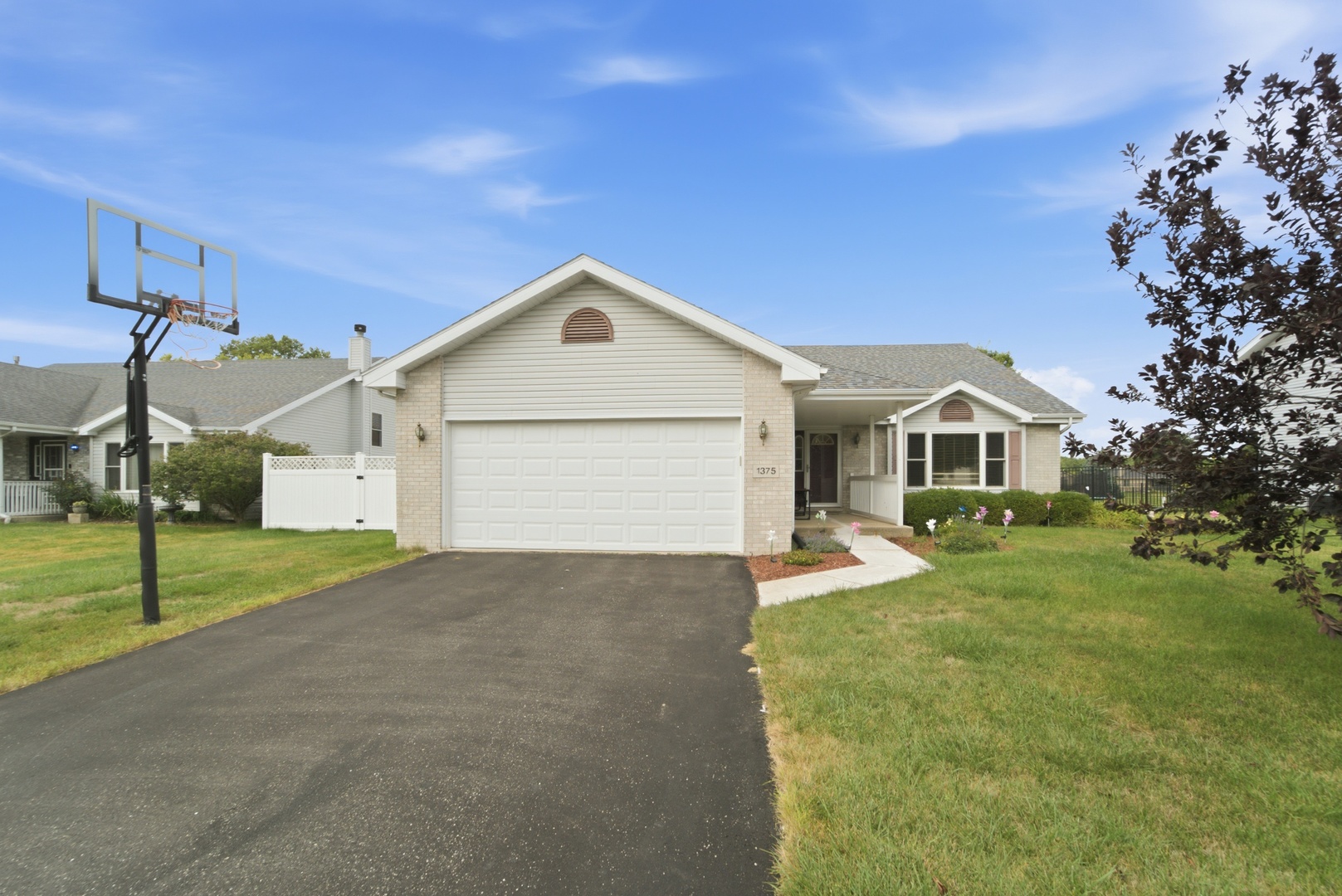 1375 E Cap Circle Property Photo 2