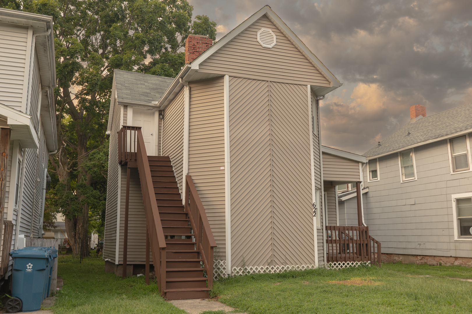 622 E Mulberry Street Property Photo 2