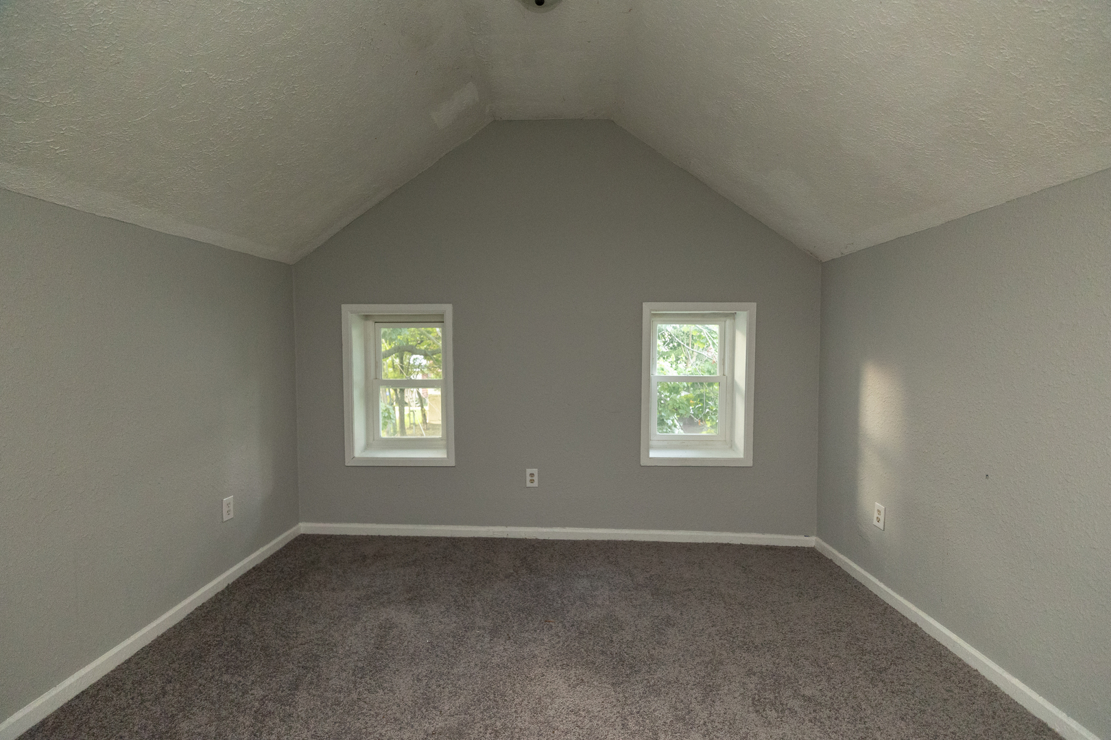622 E Mulberry Street Property Photo 15