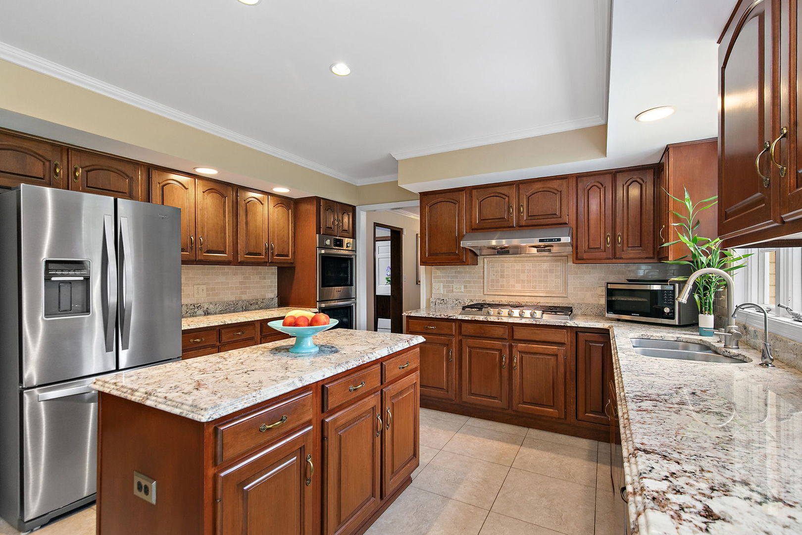 2701 Crystal Way Property Photo 12