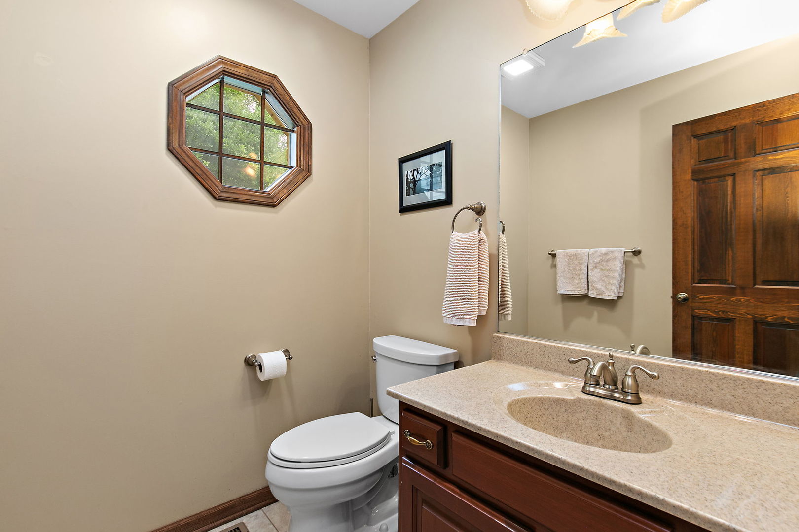 2701 Crystal Way Property Photo 18