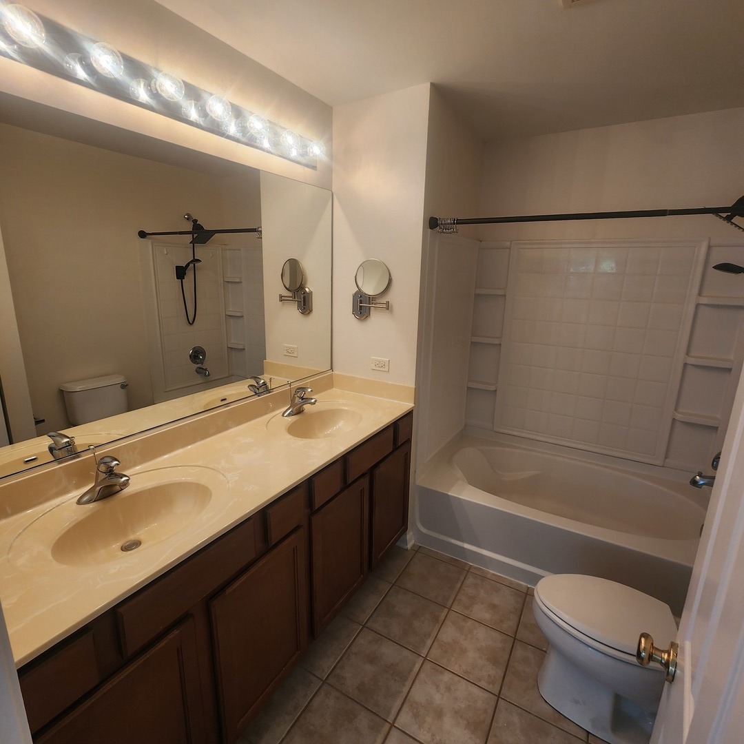 830 Summit Creek Drive Property Photo 6