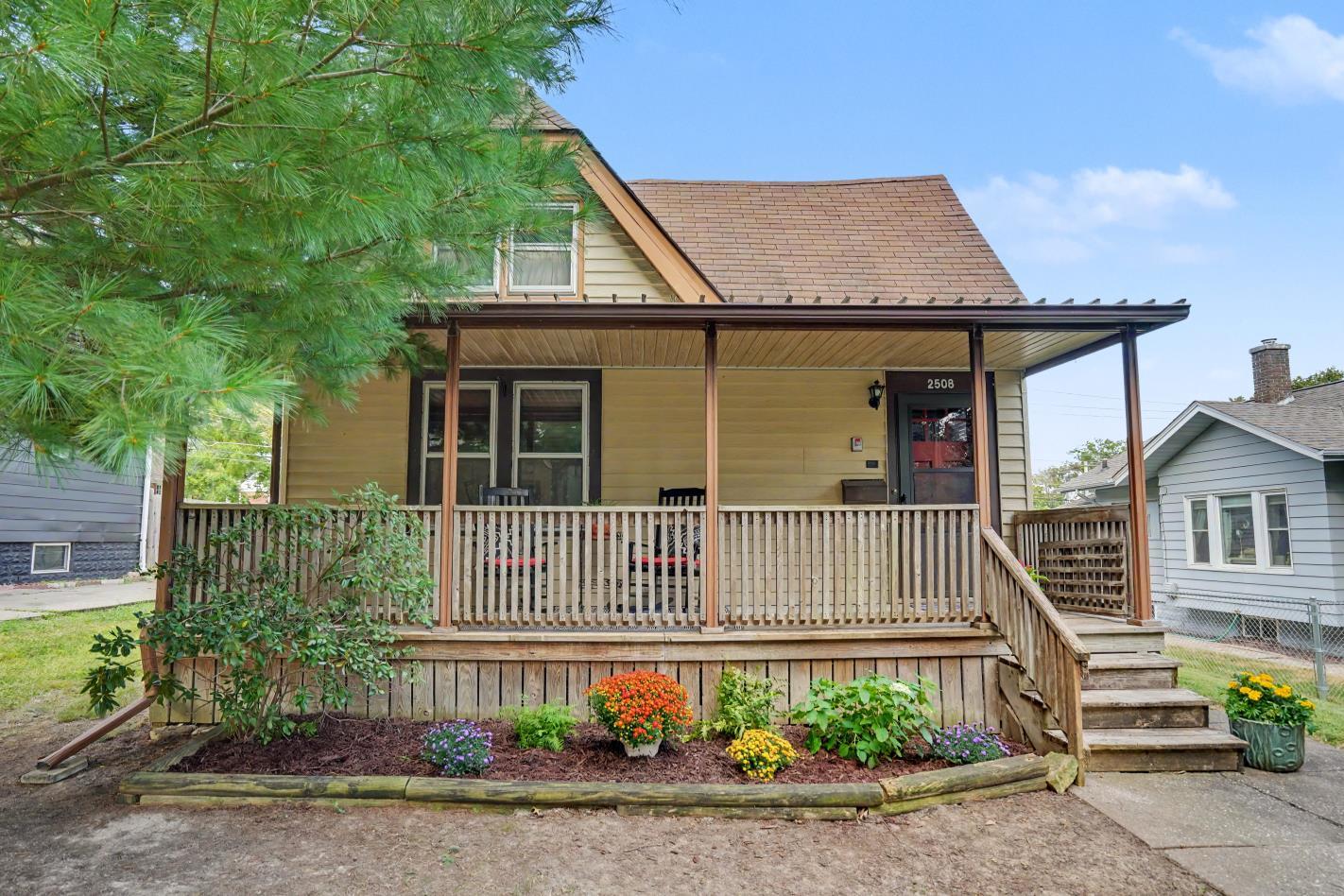 2508 Western Avenue Property Photo 1