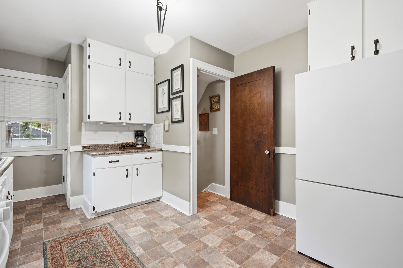 2508 Western Avenue Property Photo 11