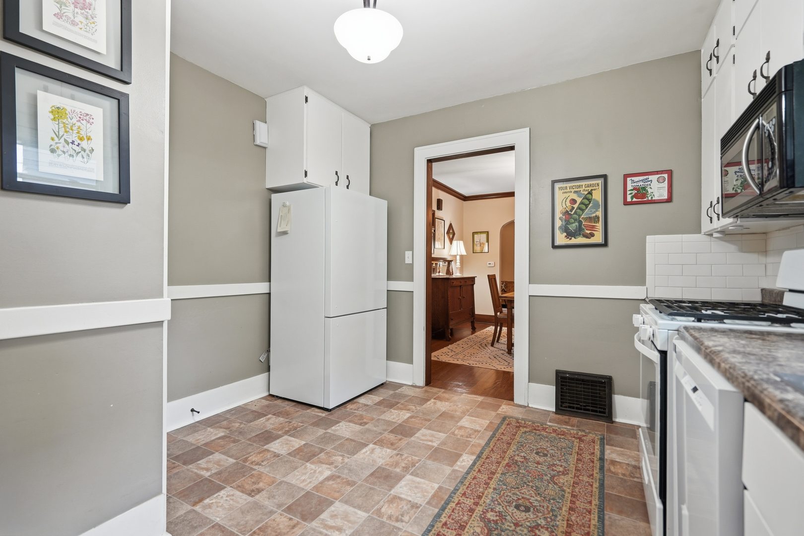 2508 Western Avenue Property Photo 12