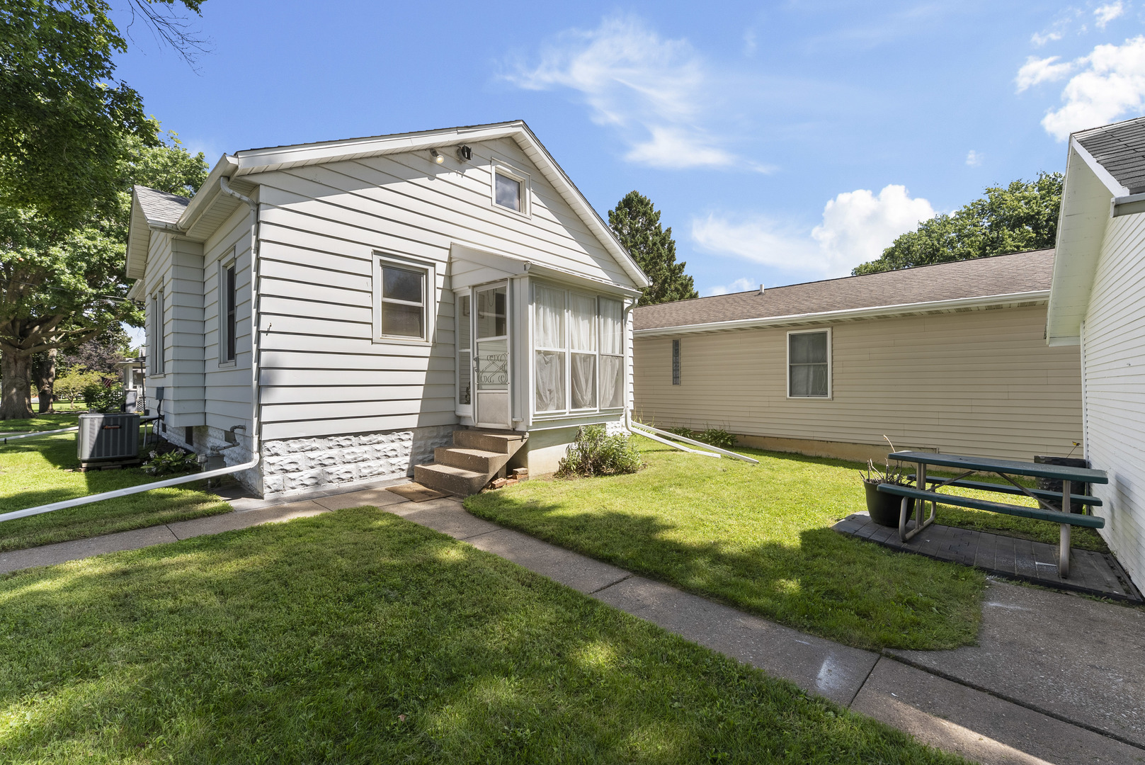 1201 E Central Park Avenue Property Photo 5