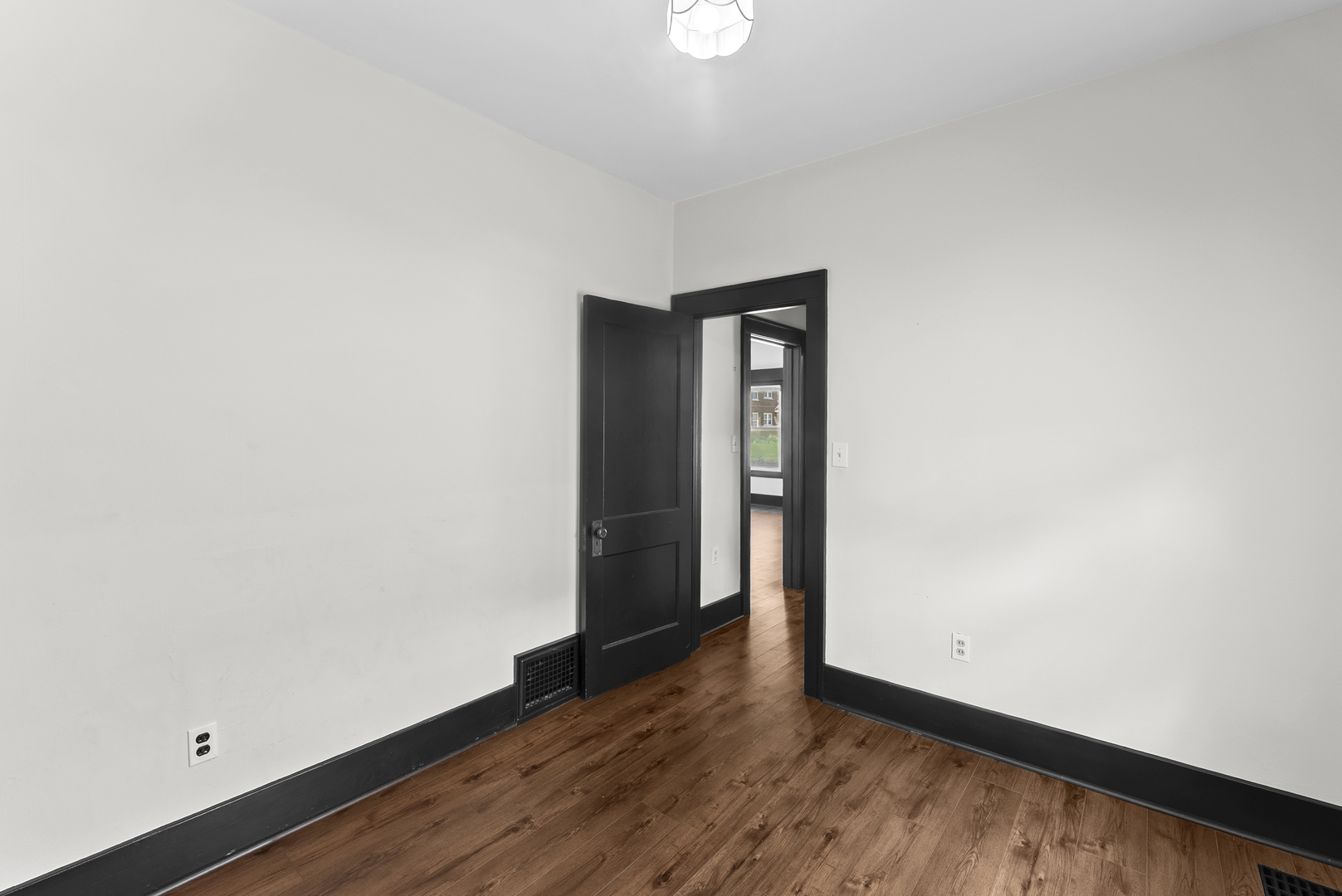 1201 E Central Park Avenue Property Photo 16