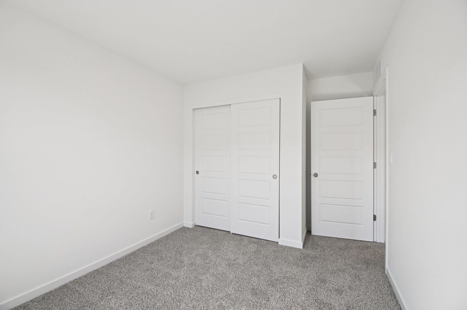 1299 Foxglove Drive Property Photo 30