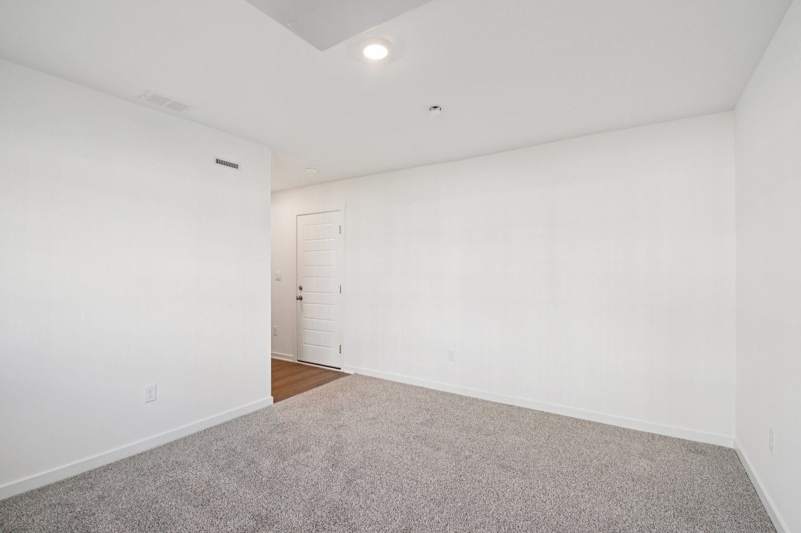 1299 Foxglove Drive Property Photo 38