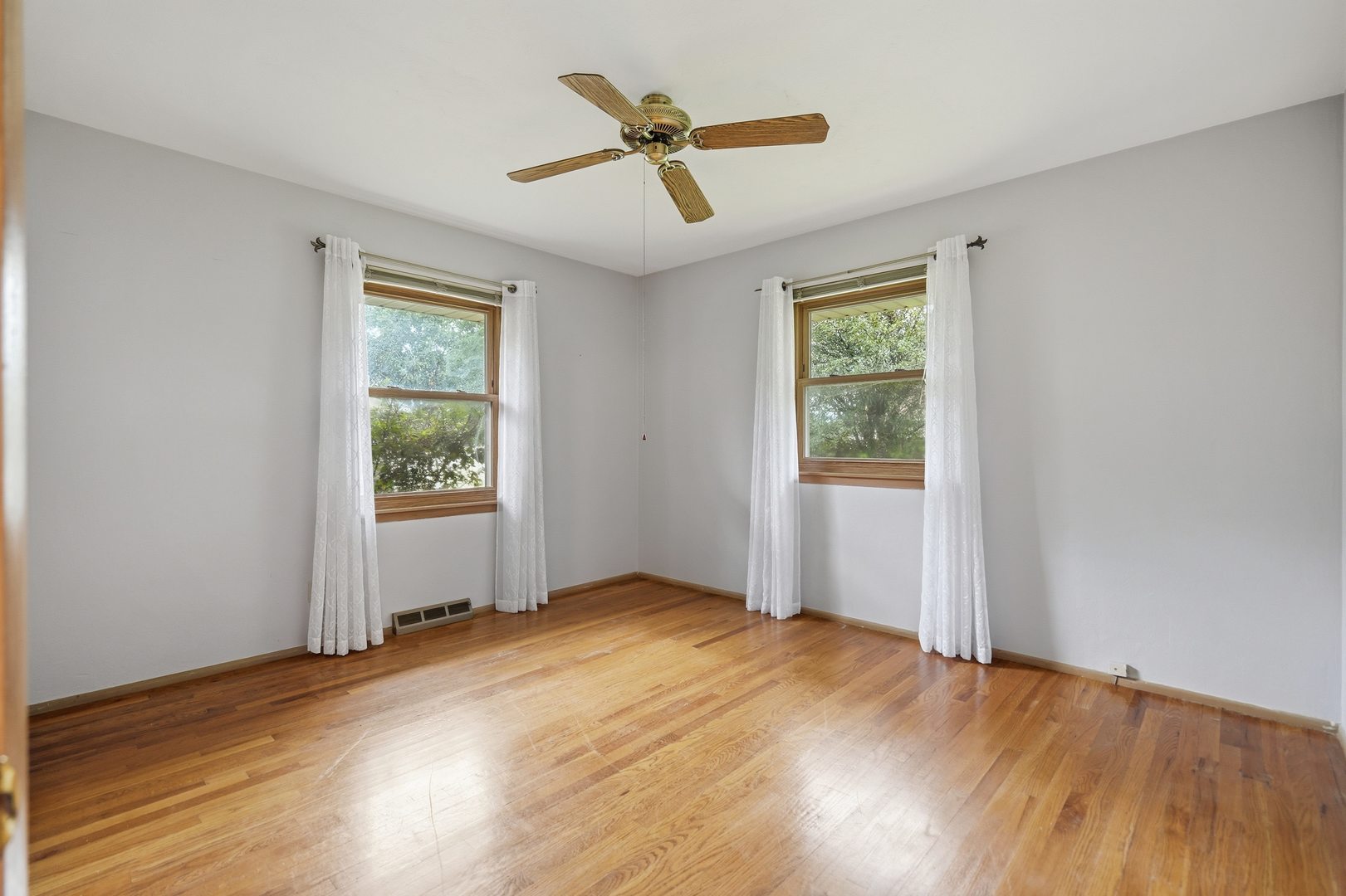 964 Cimarron Drive Property Photo 17