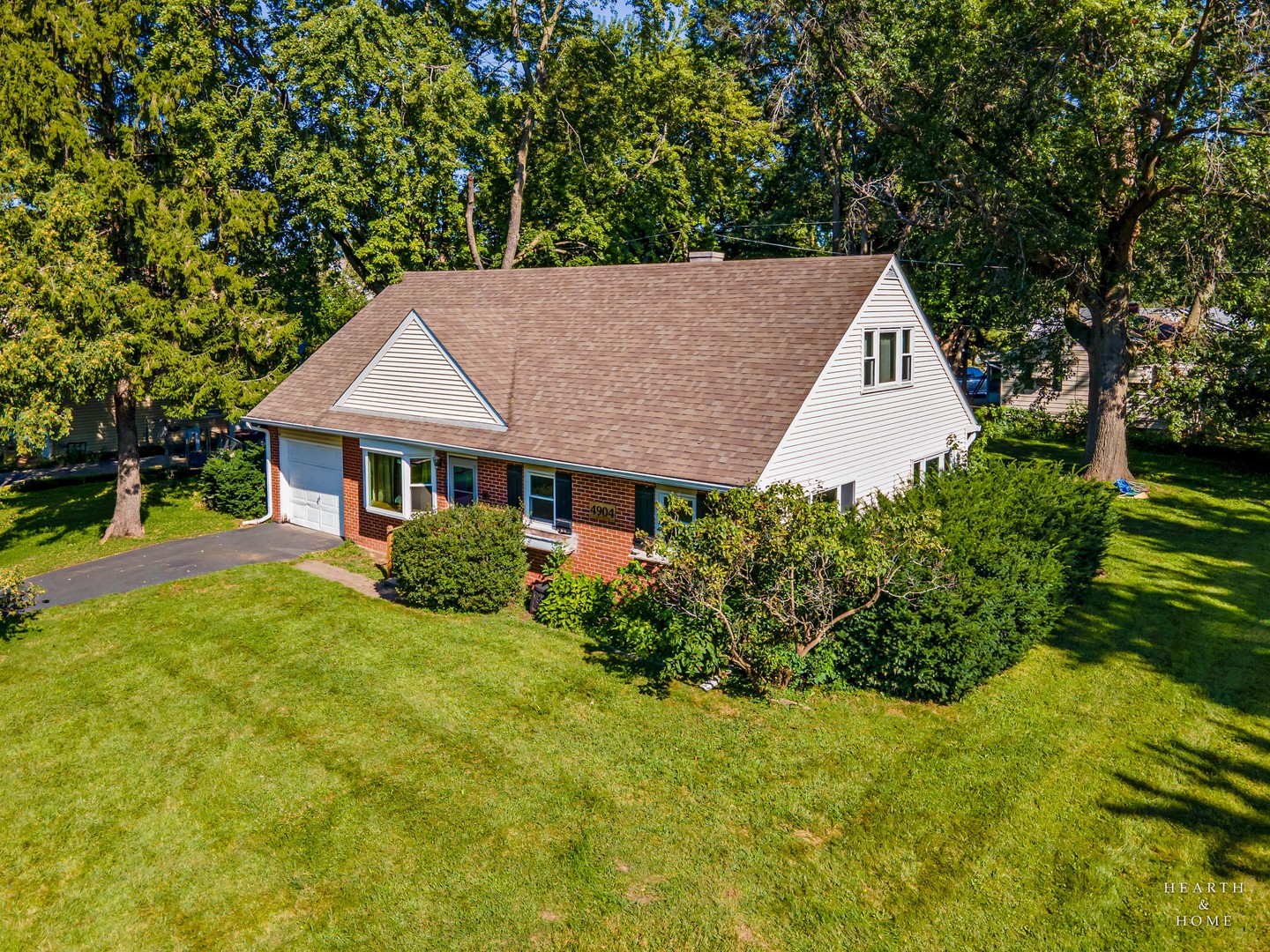 4904 Rose Street Property Photo 1