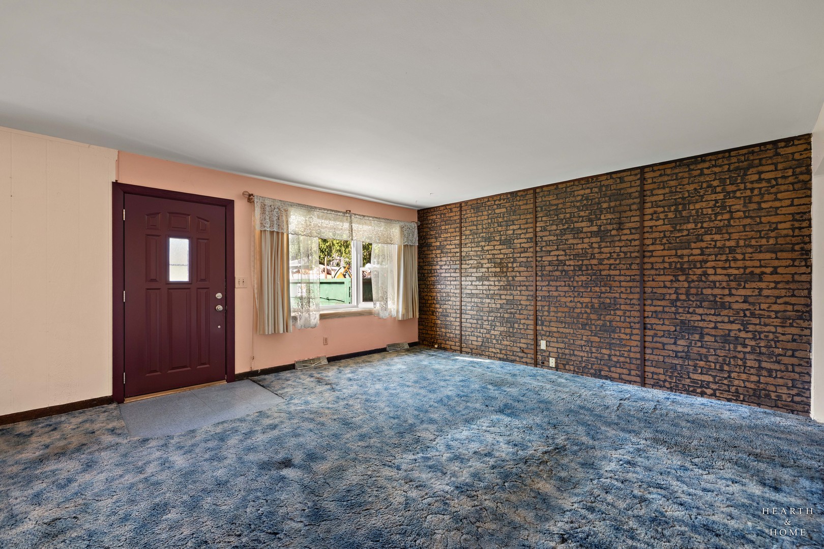 4904 Rose Street Property Photo 10