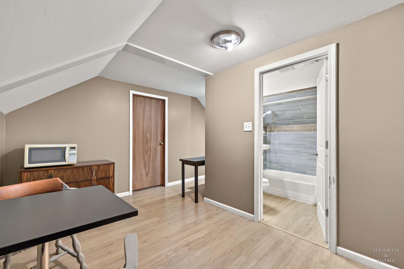4904 Rose Street Property Photo 18