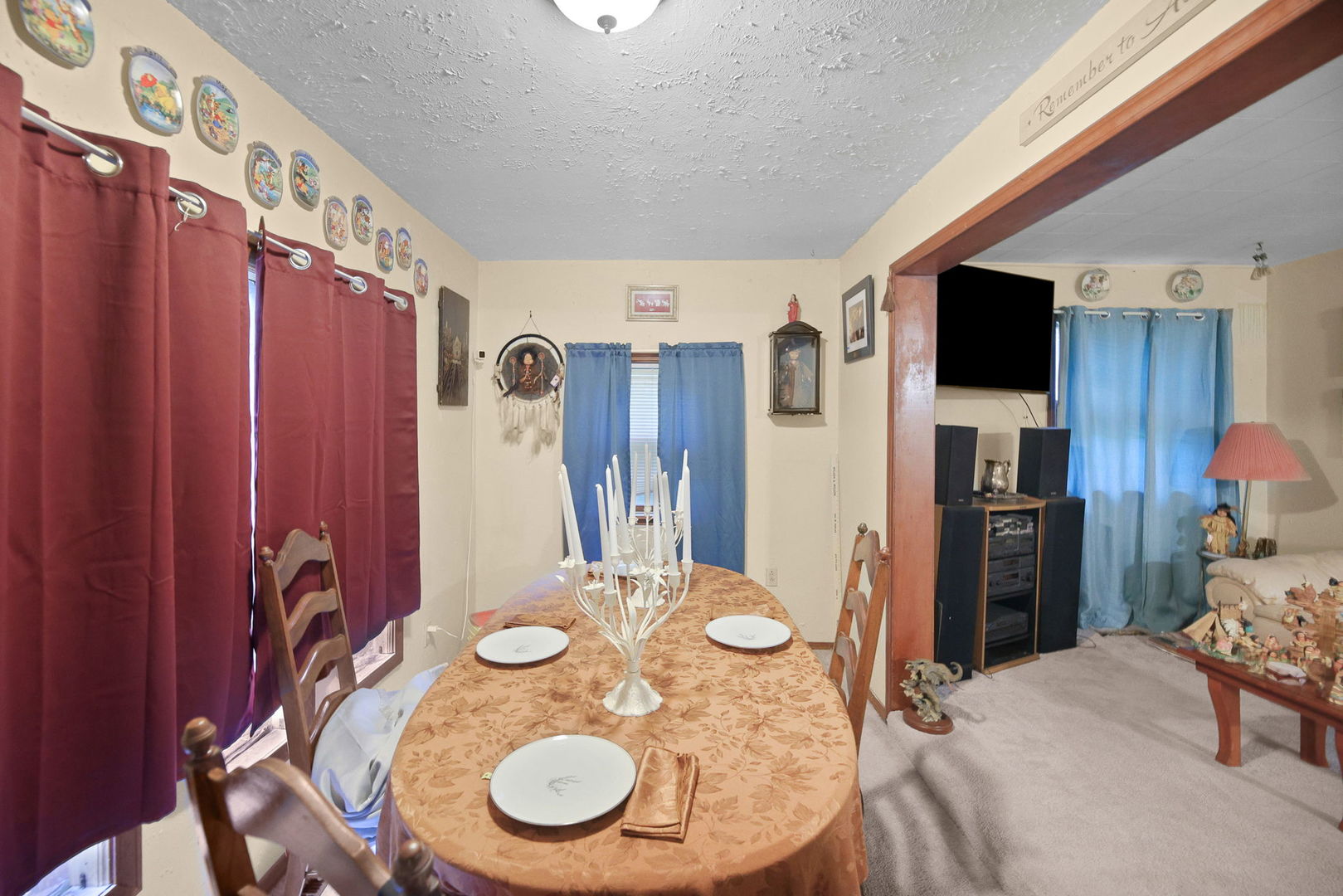 811 S Lincoln Boulevard Property Photo 9