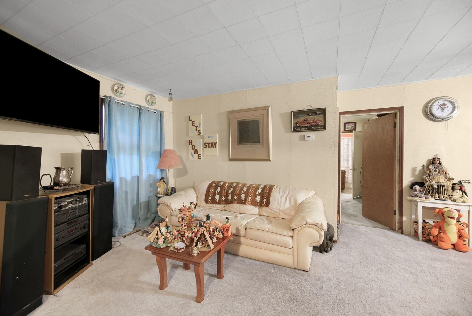 811 S Lincoln Boulevard Property Photo 10