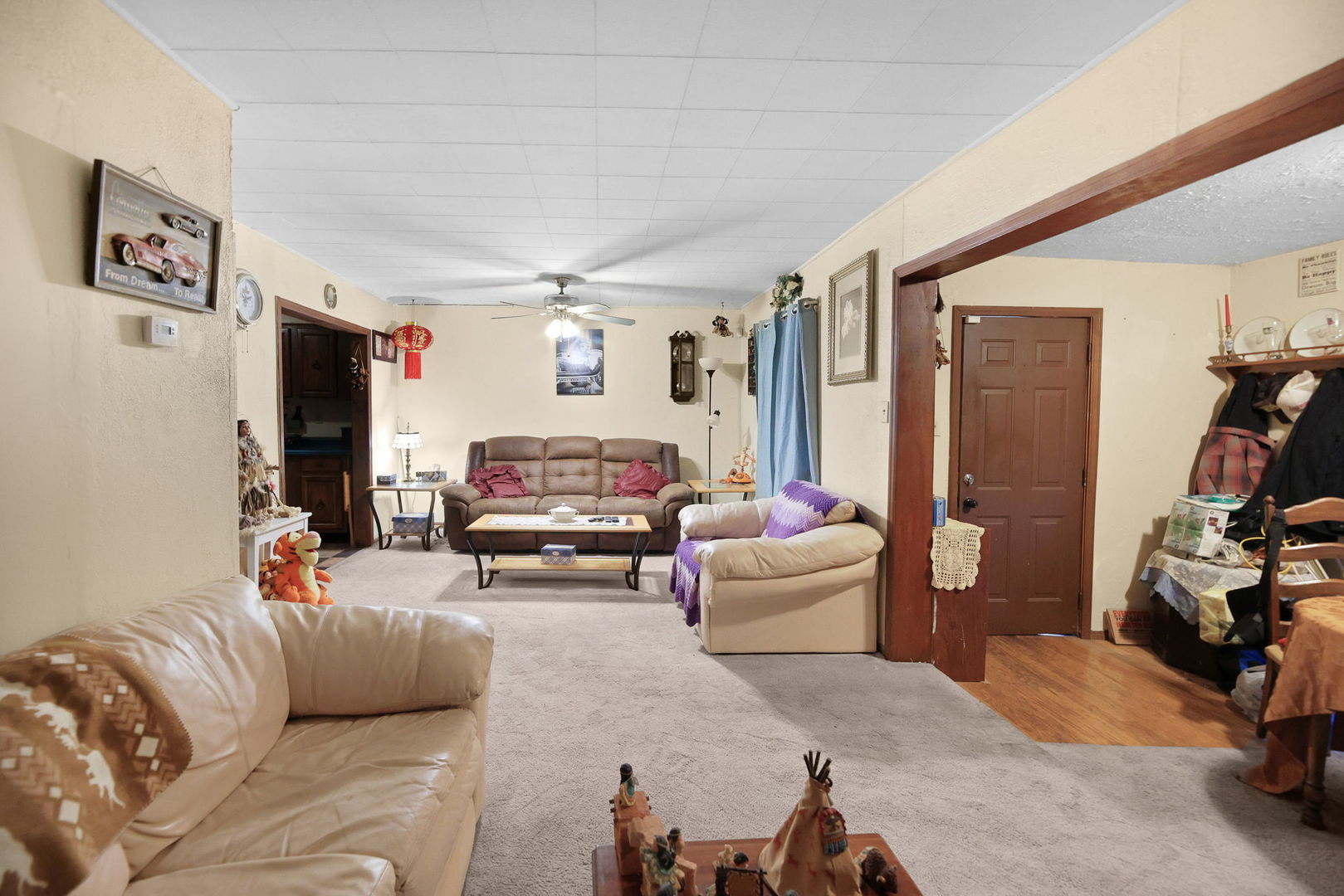 811 S Lincoln Boulevard Property Photo 11